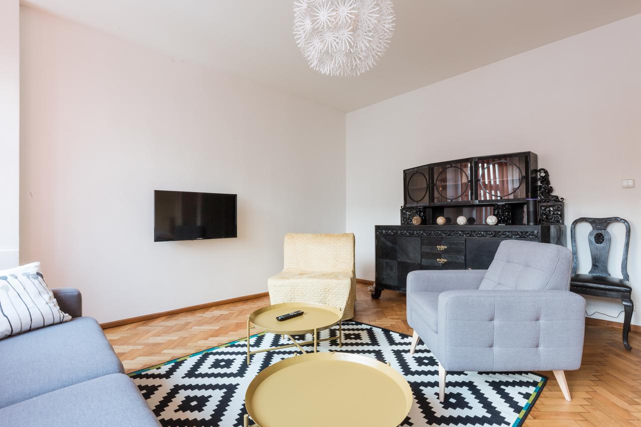Beautiful City Center Apartments Prague Exterior photo